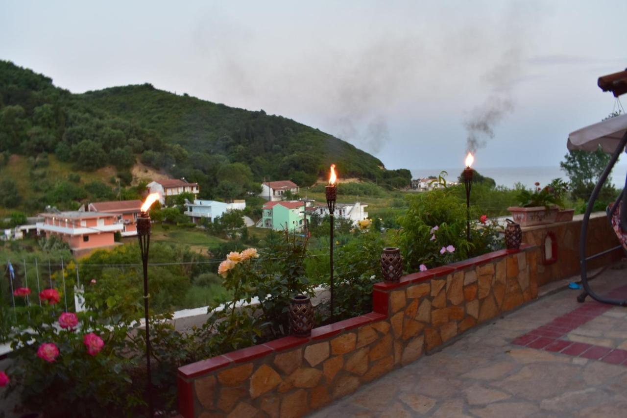 Ferienwohnung Gardenos Mamas Reas Vitaládes Exterior foto