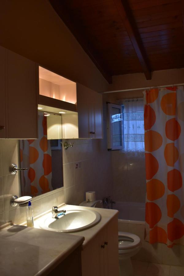 Ferienwohnung Gardenos Mamas Reas Vitaládes Exterior foto